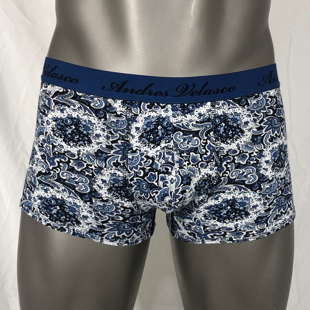 New without tag Andres Velasco Men’s square cut briefs Size L